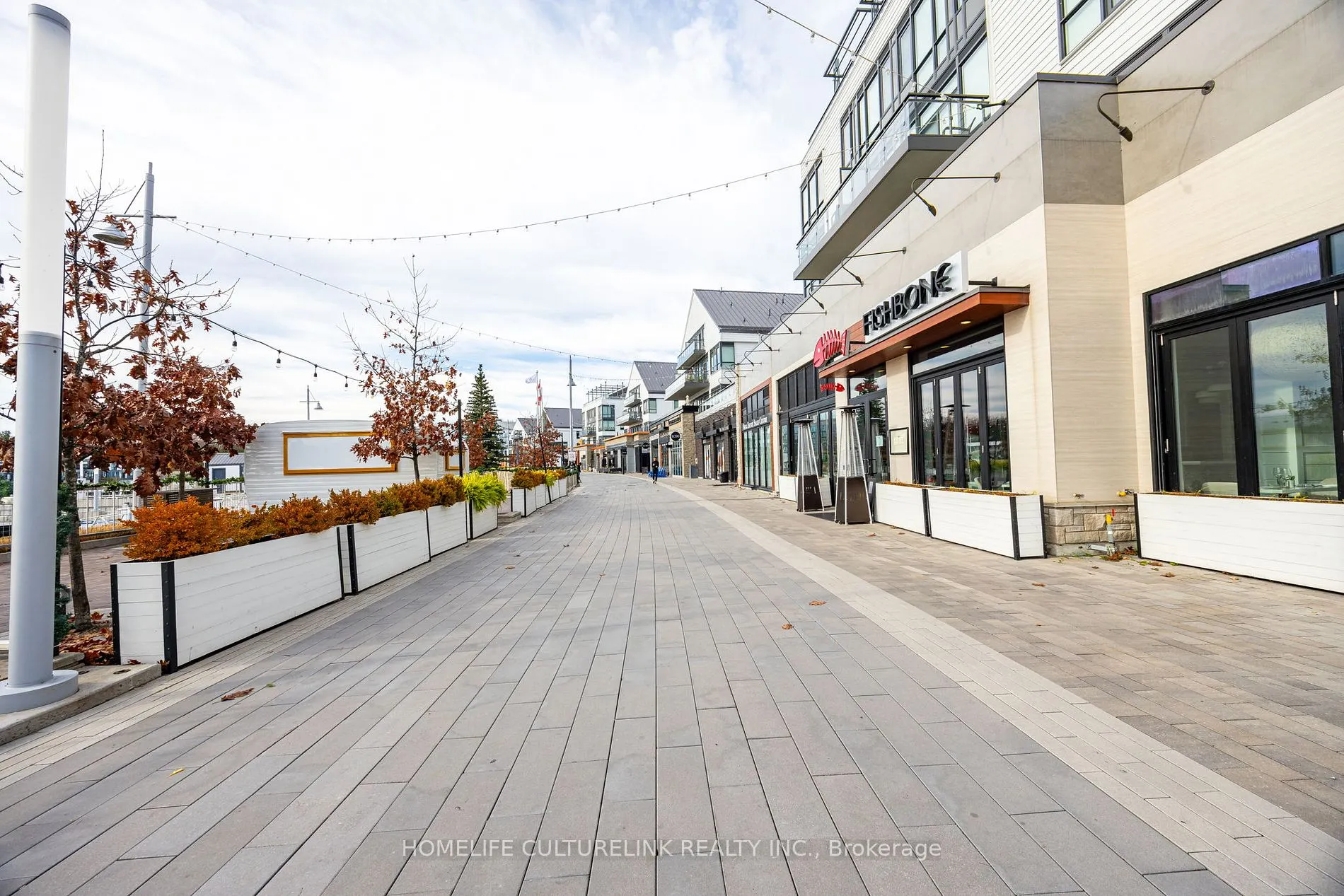 261 Broward Way, #37