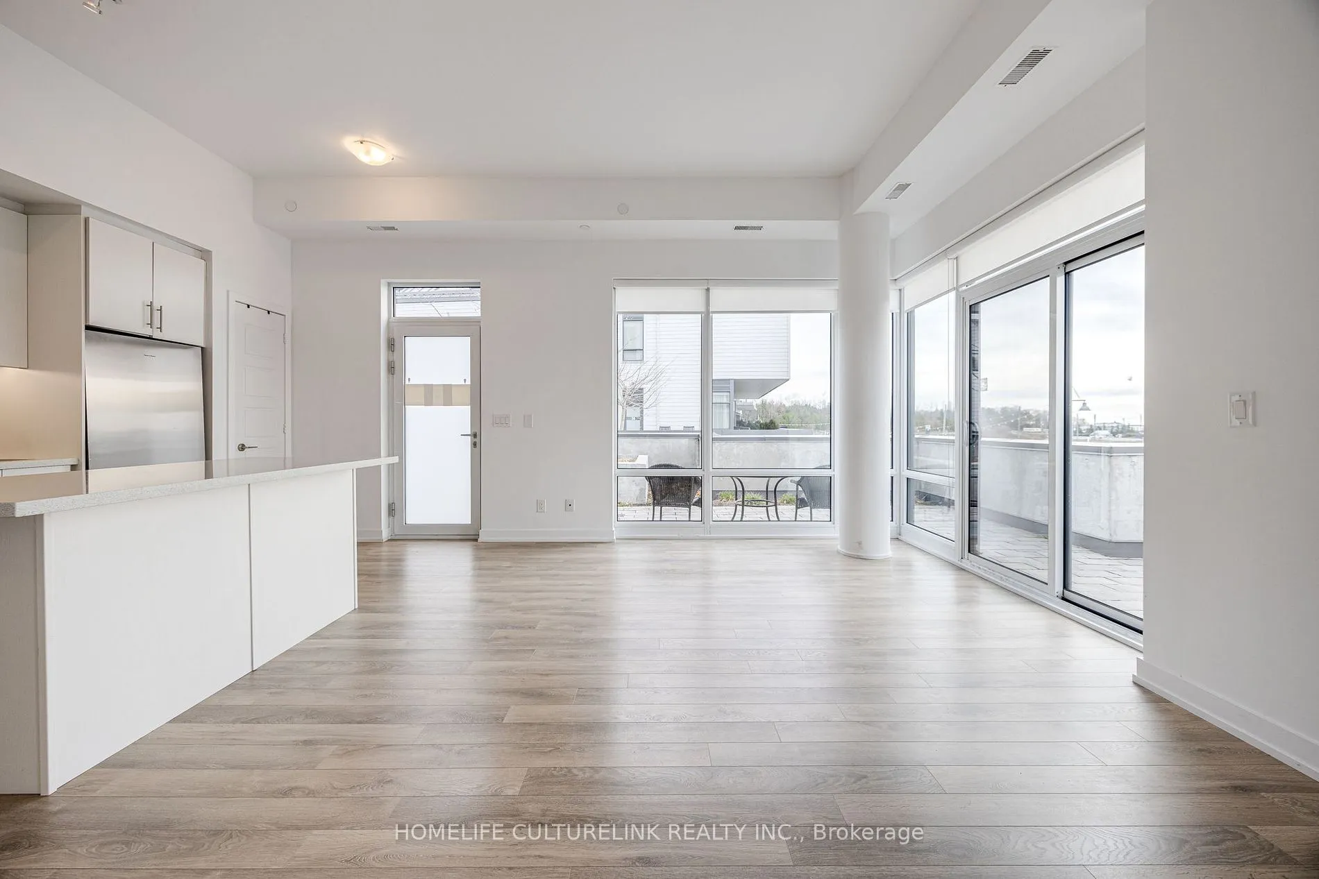 261 Broward Way, #37