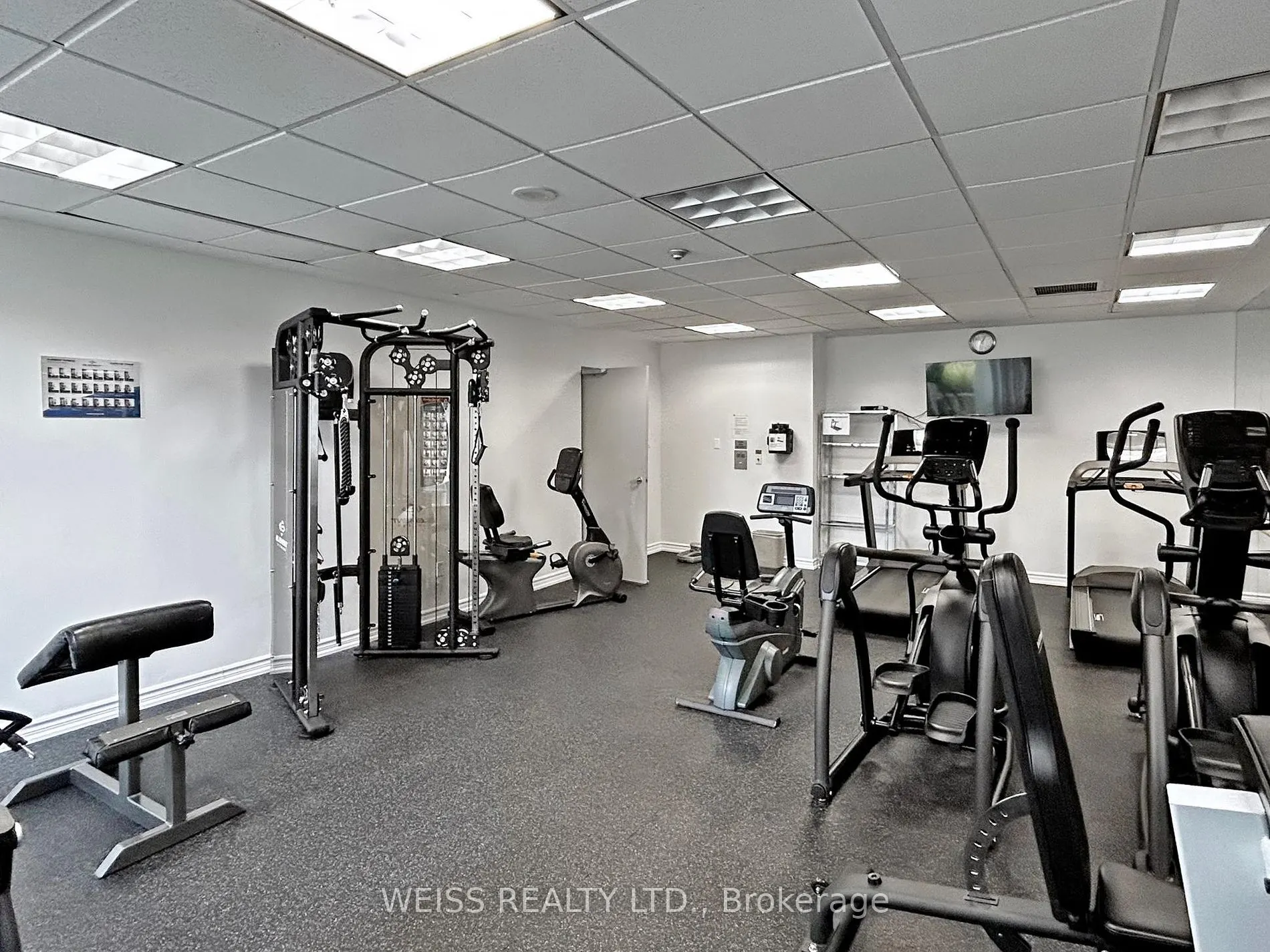 11 Townsgate Dr, #401
