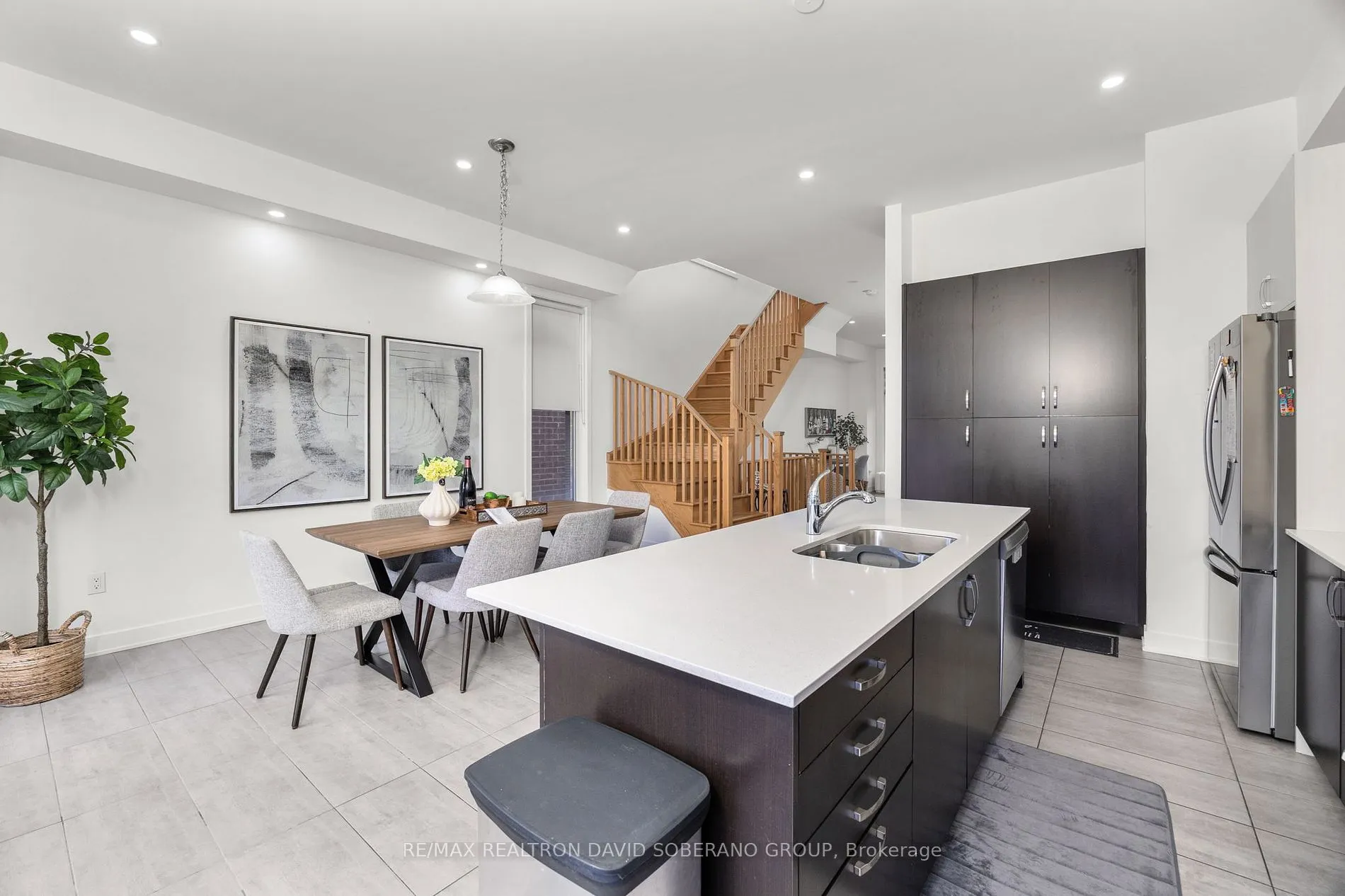 37 Benoit St