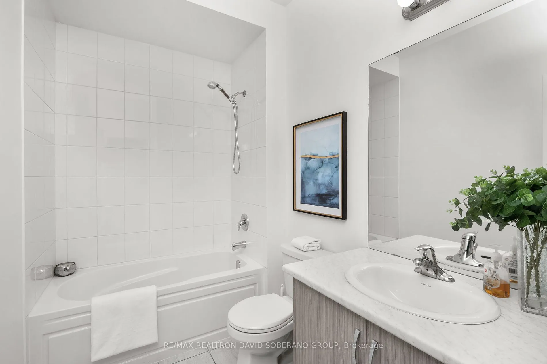 37 Benoit St