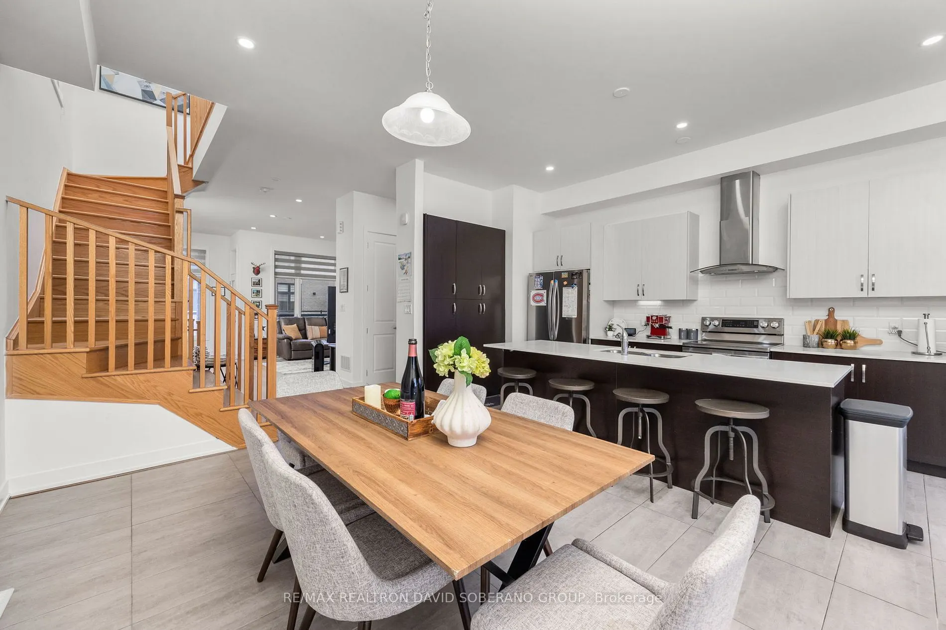 37 Benoit St