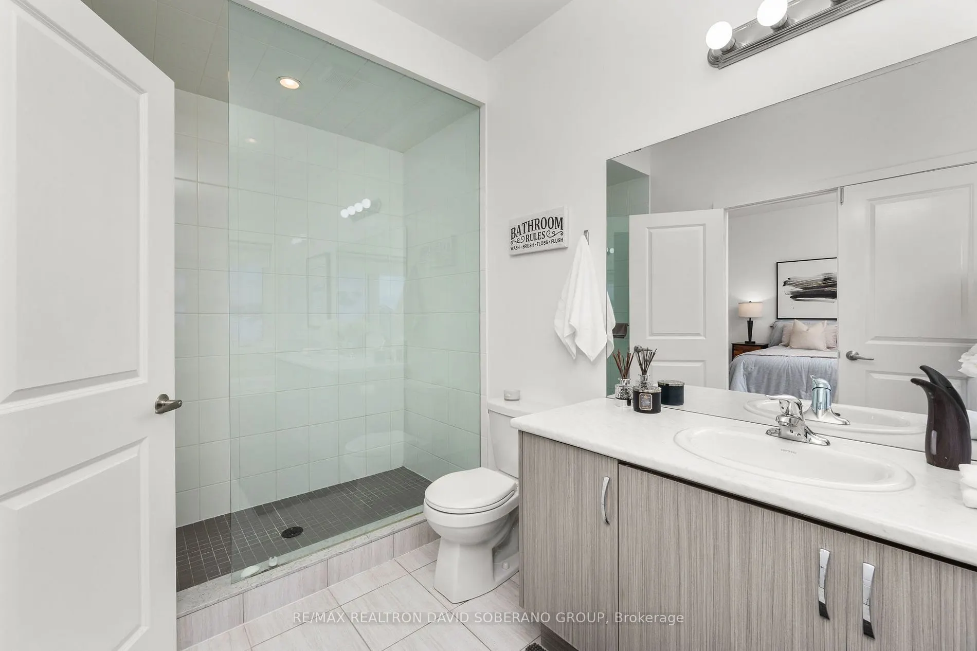37 Benoit St