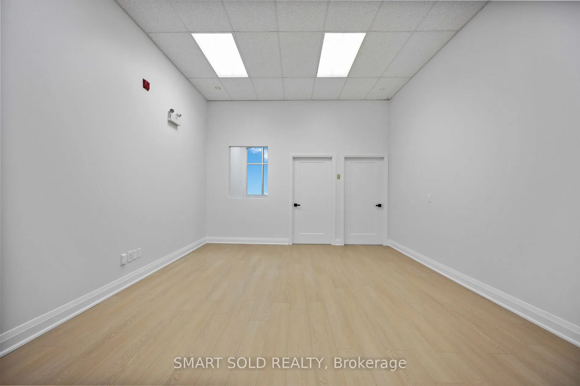 8787 Woodbine Ave, #239