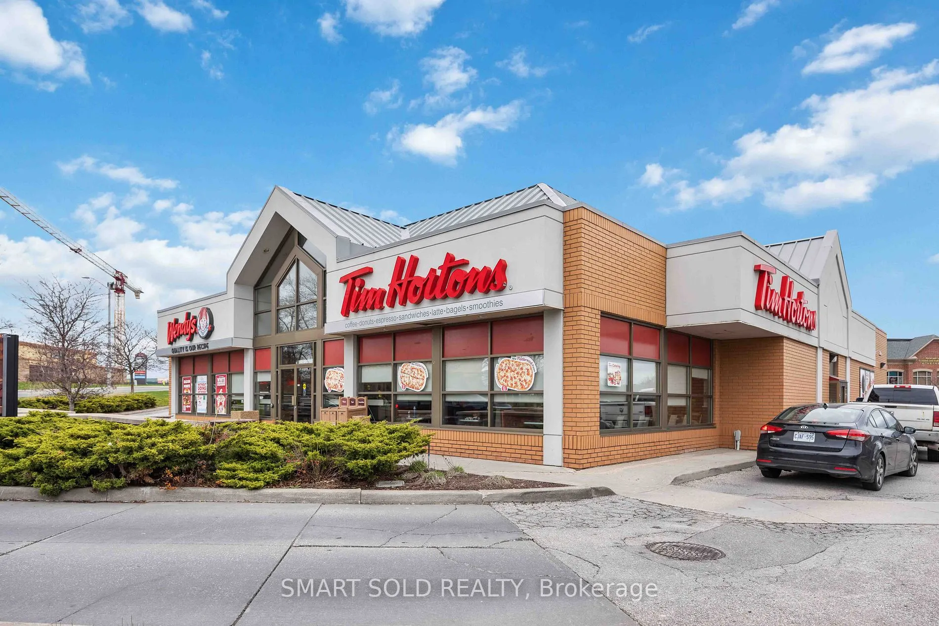 8787 Woodbine Ave, #239