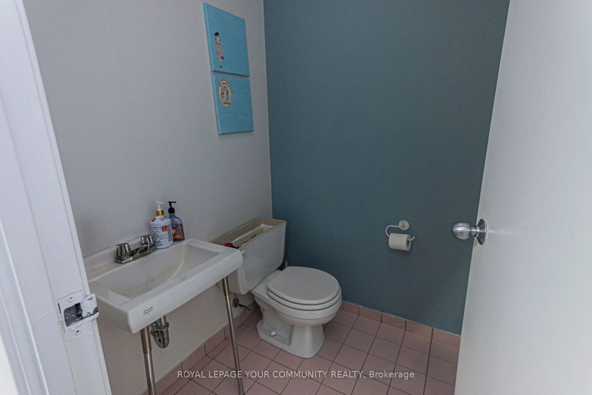 2800 John Street, #26