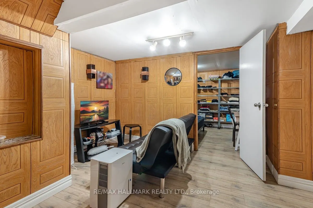 40 Lillooet Cres