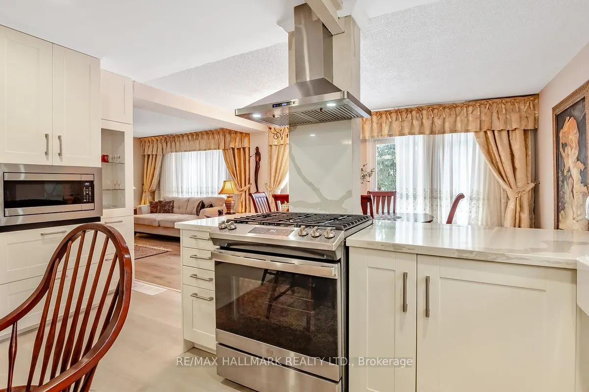 40 Lillooet Cres