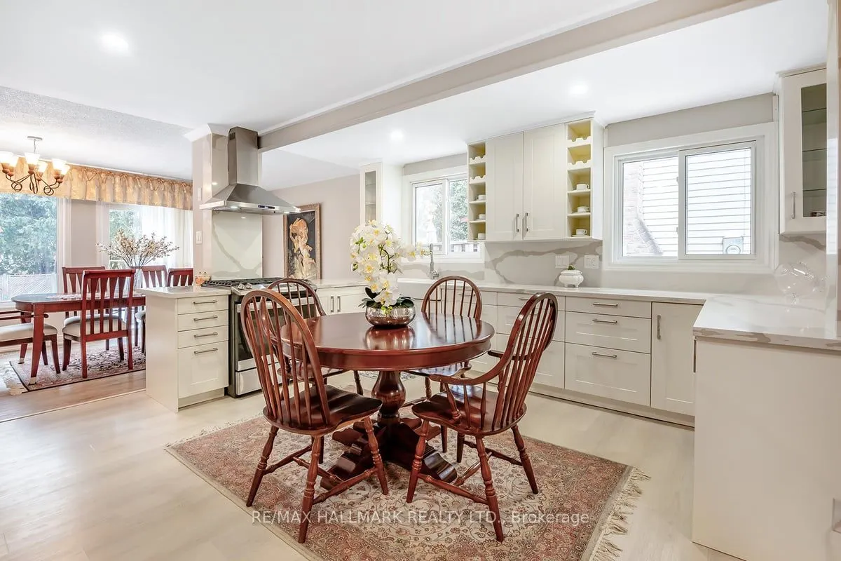 40 Lillooet Cres