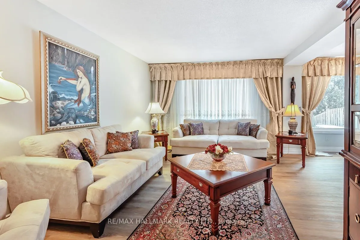 40 Lillooet Cres