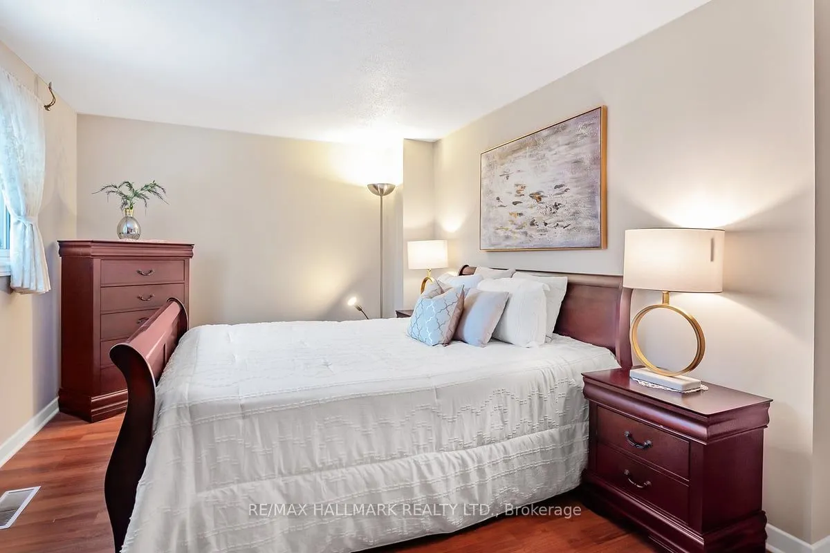 40 Lillooet Cres