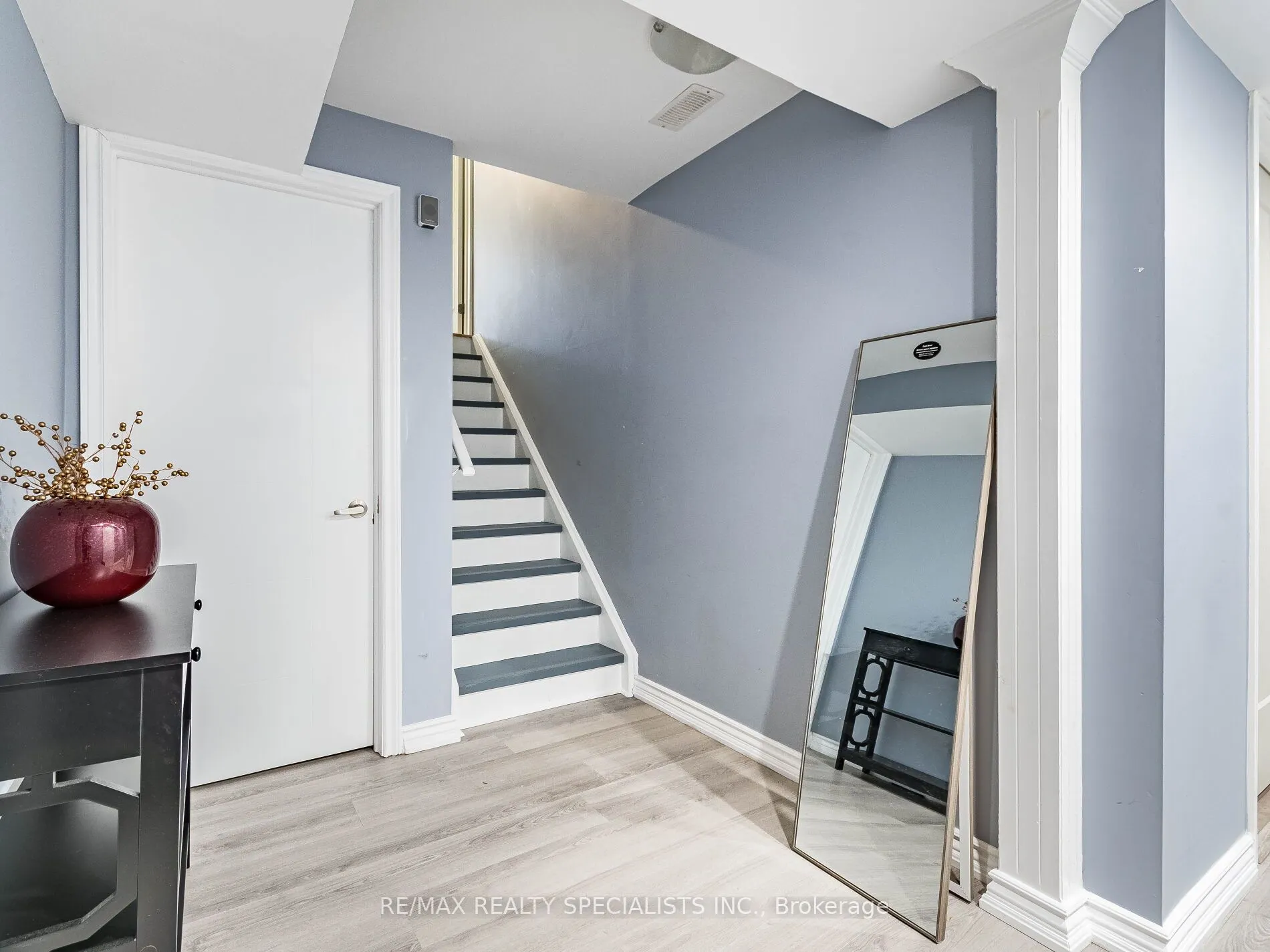 28 Pridham Pl