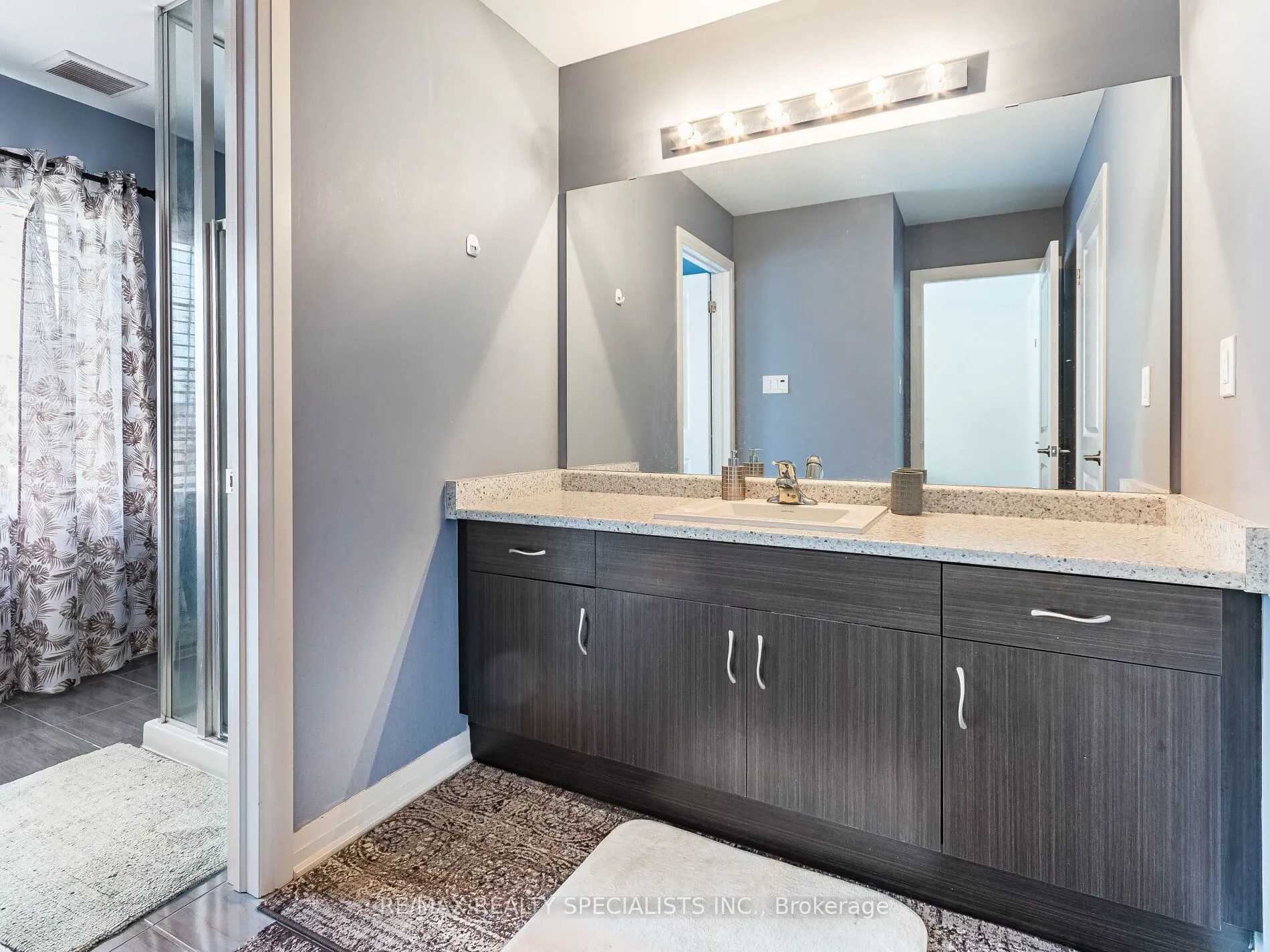 28 Pridham Pl