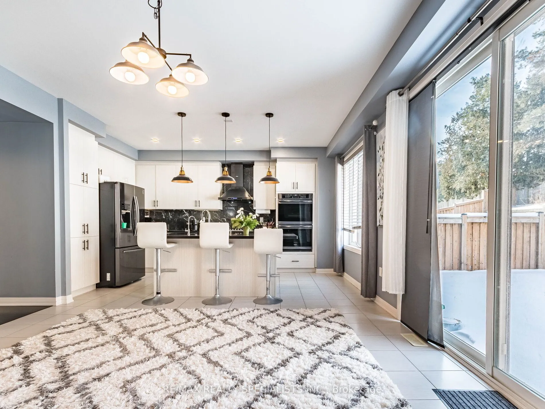 28 Pridham Pl