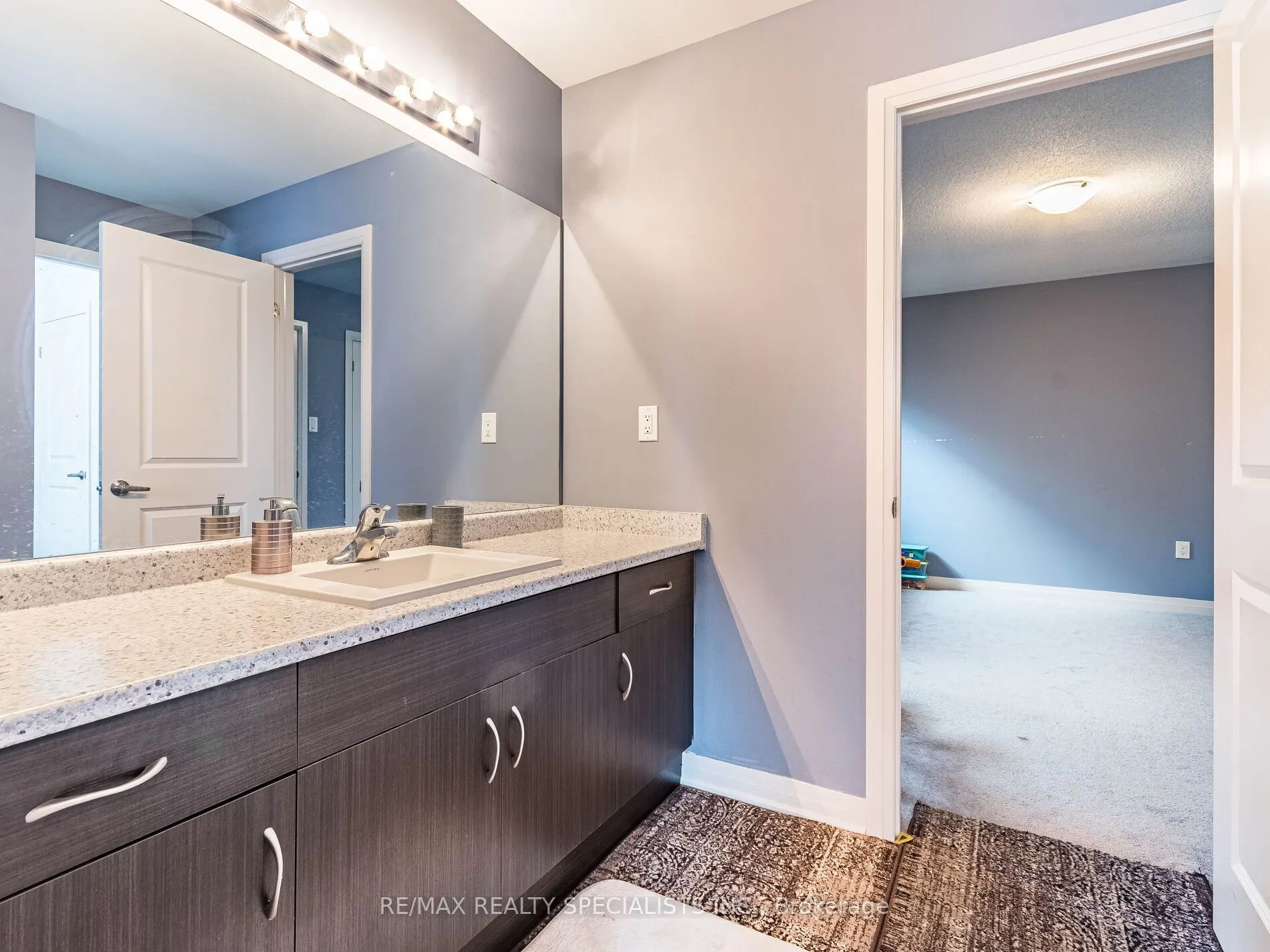28 Pridham Pl