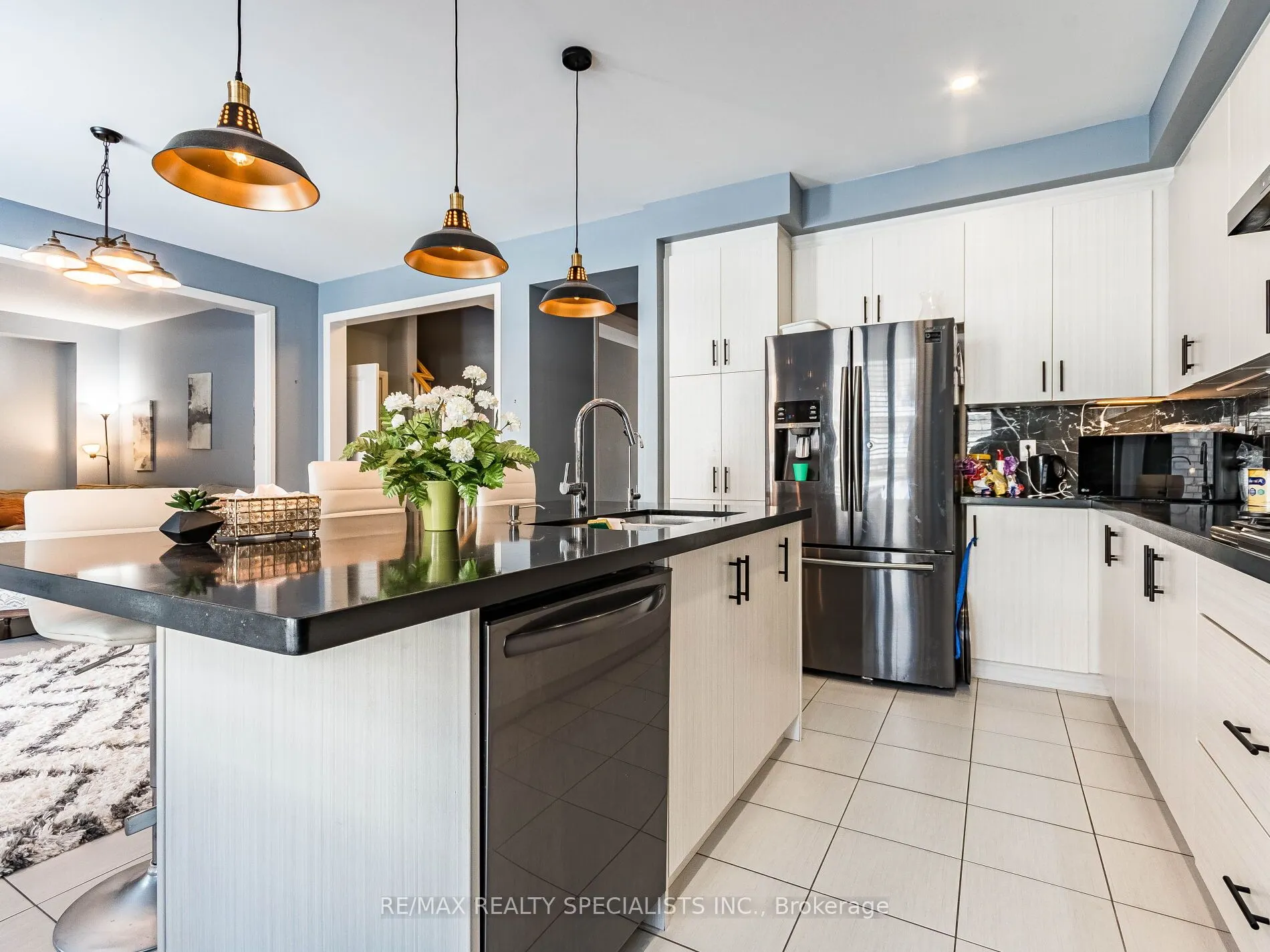 28 Pridham Pl