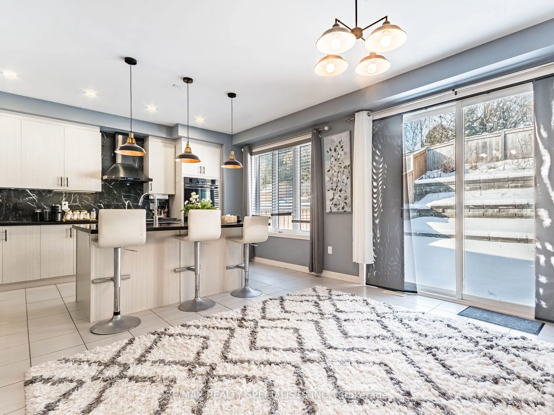 28 Pridham Pl