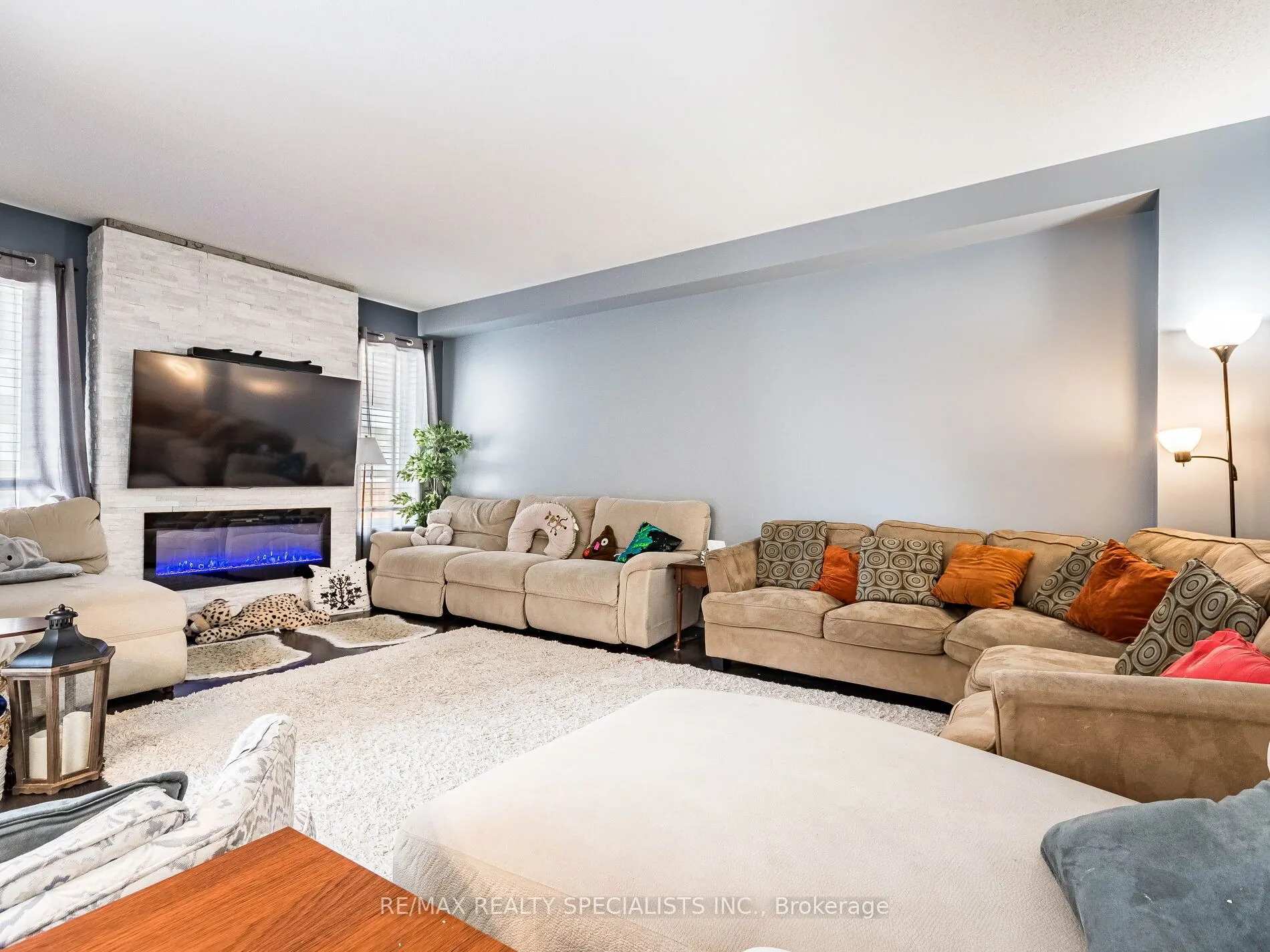 28 Pridham Pl