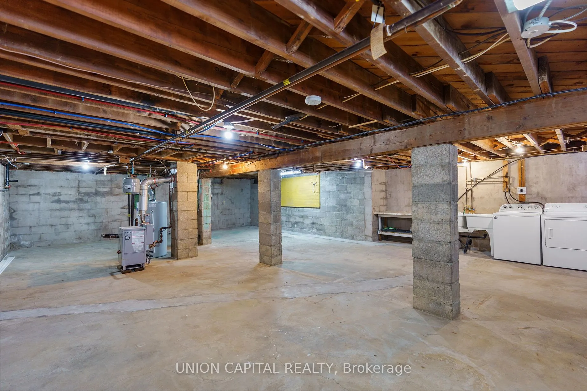43 Faris Ave