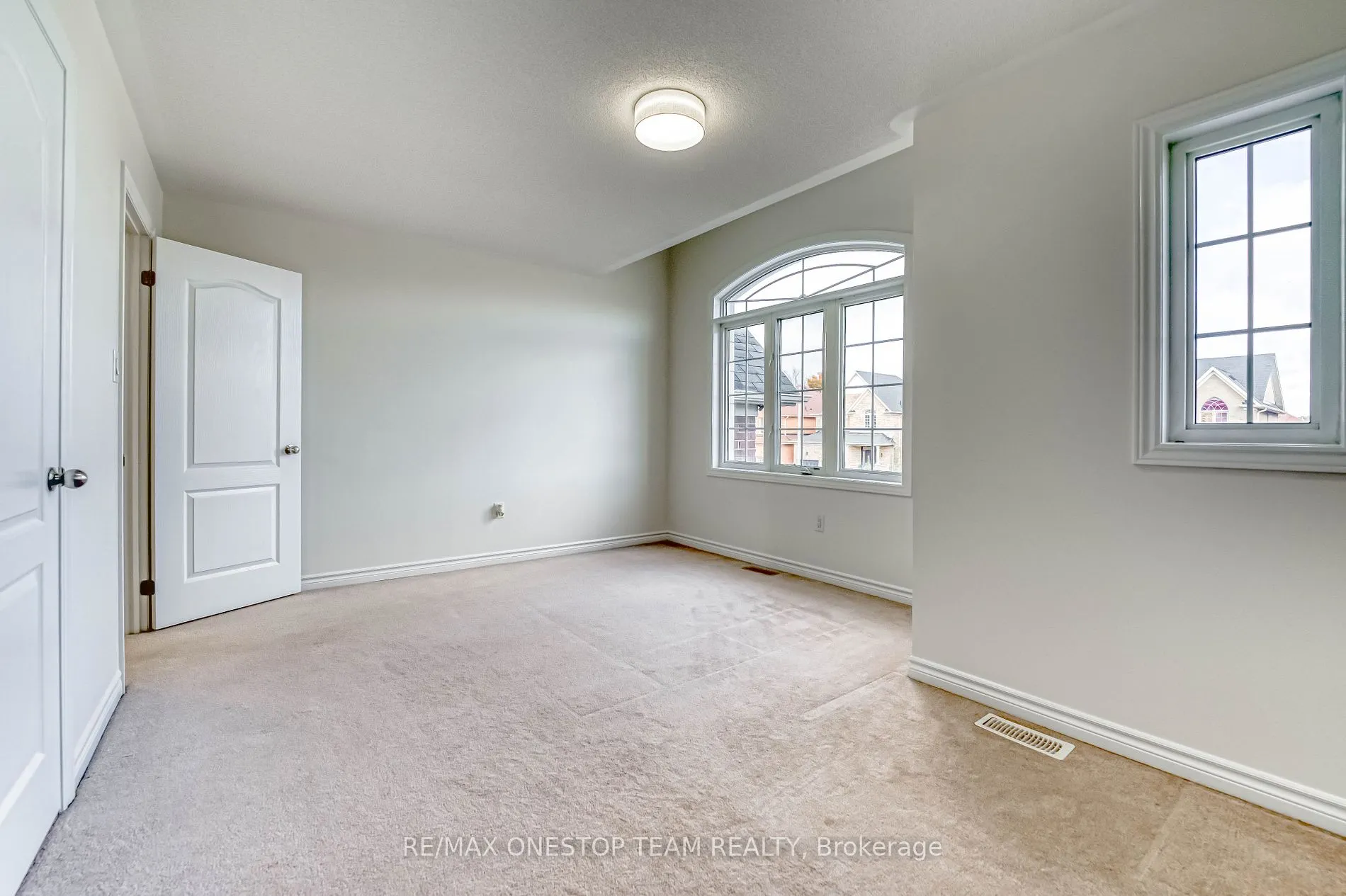 1307 Hunter Street
