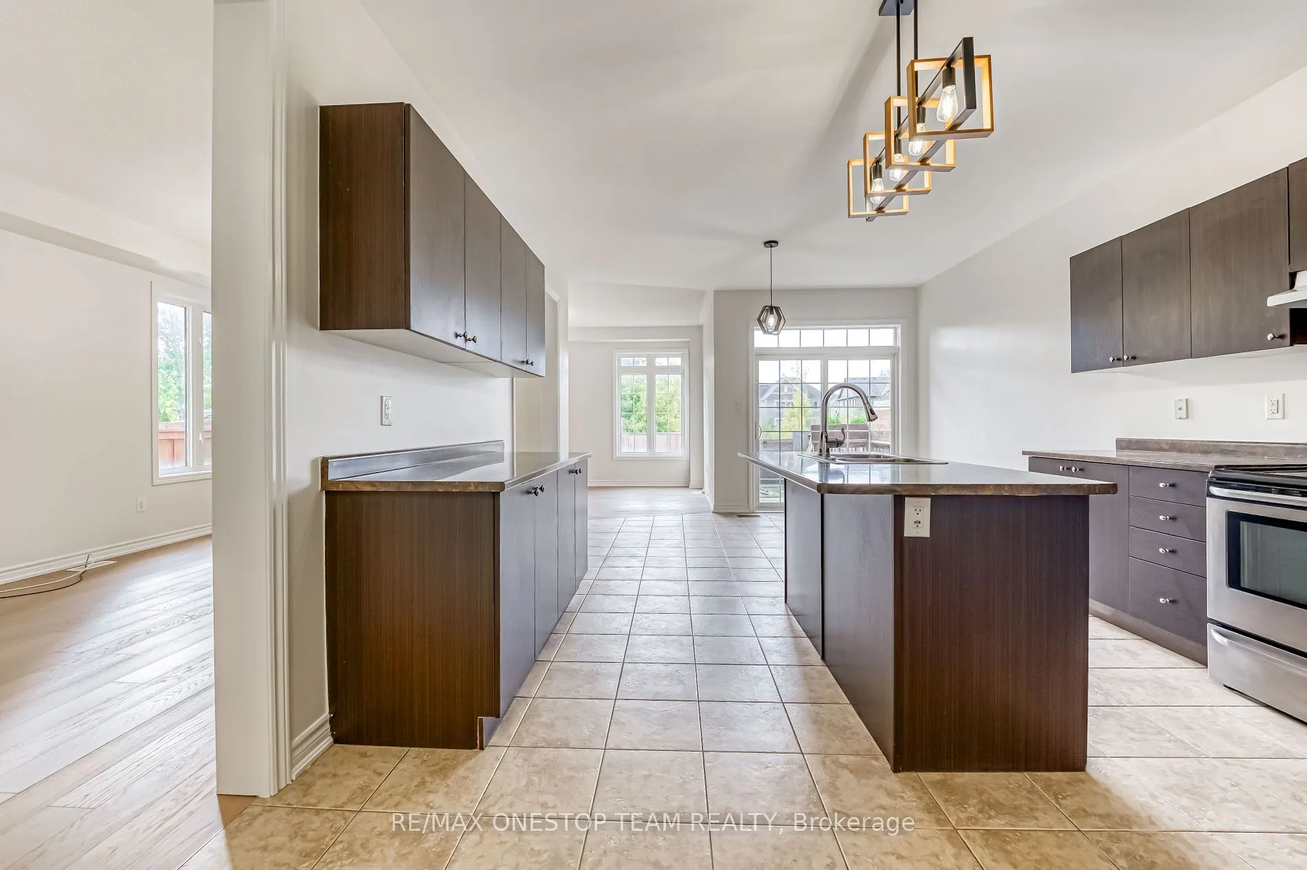 1307 Hunter Street
