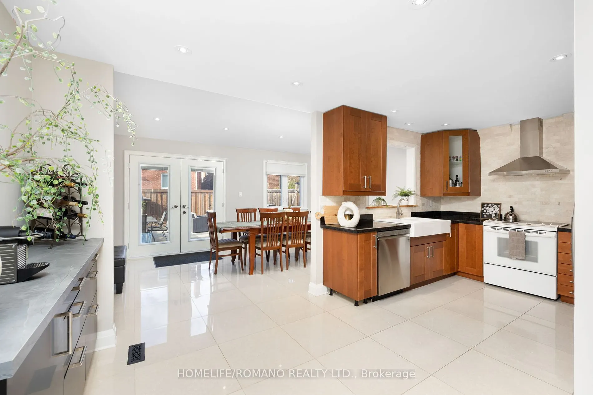 36 BROUGHAM Drive
