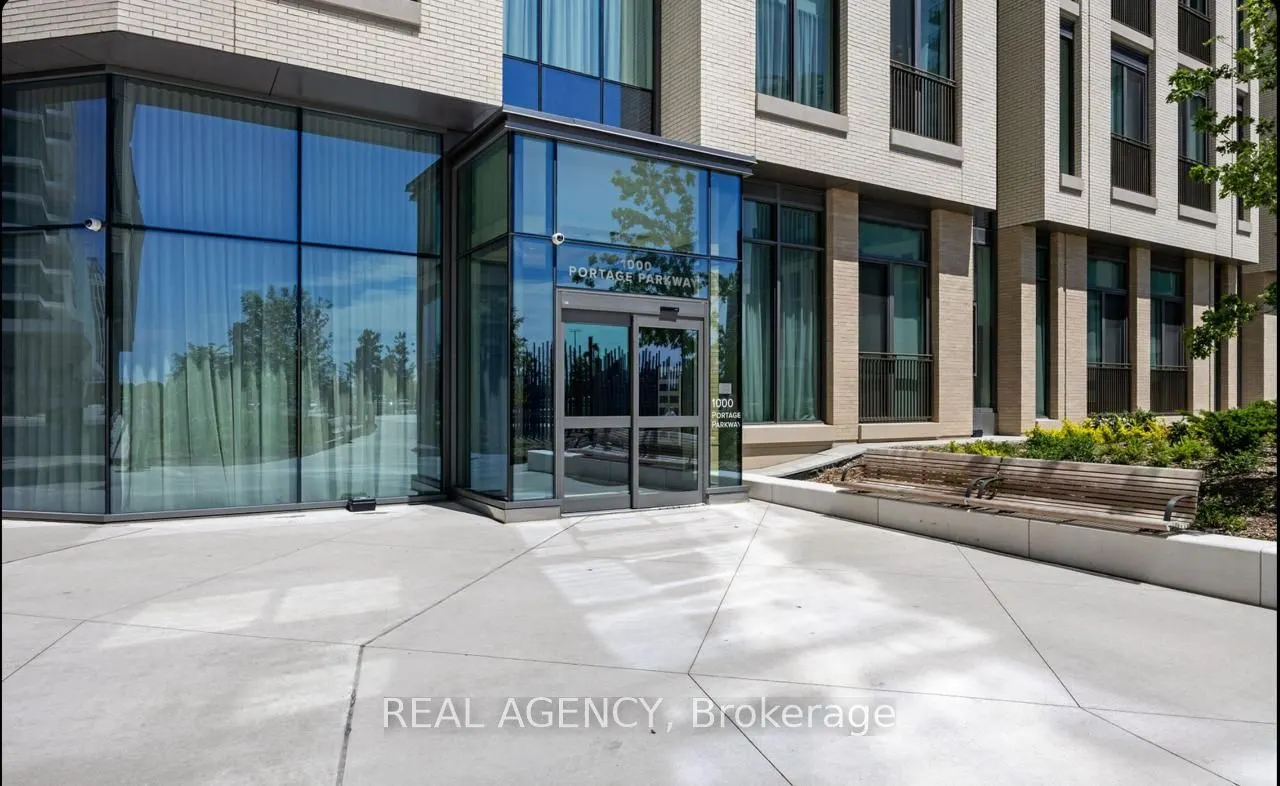 1000 Portage Parkway, #3008