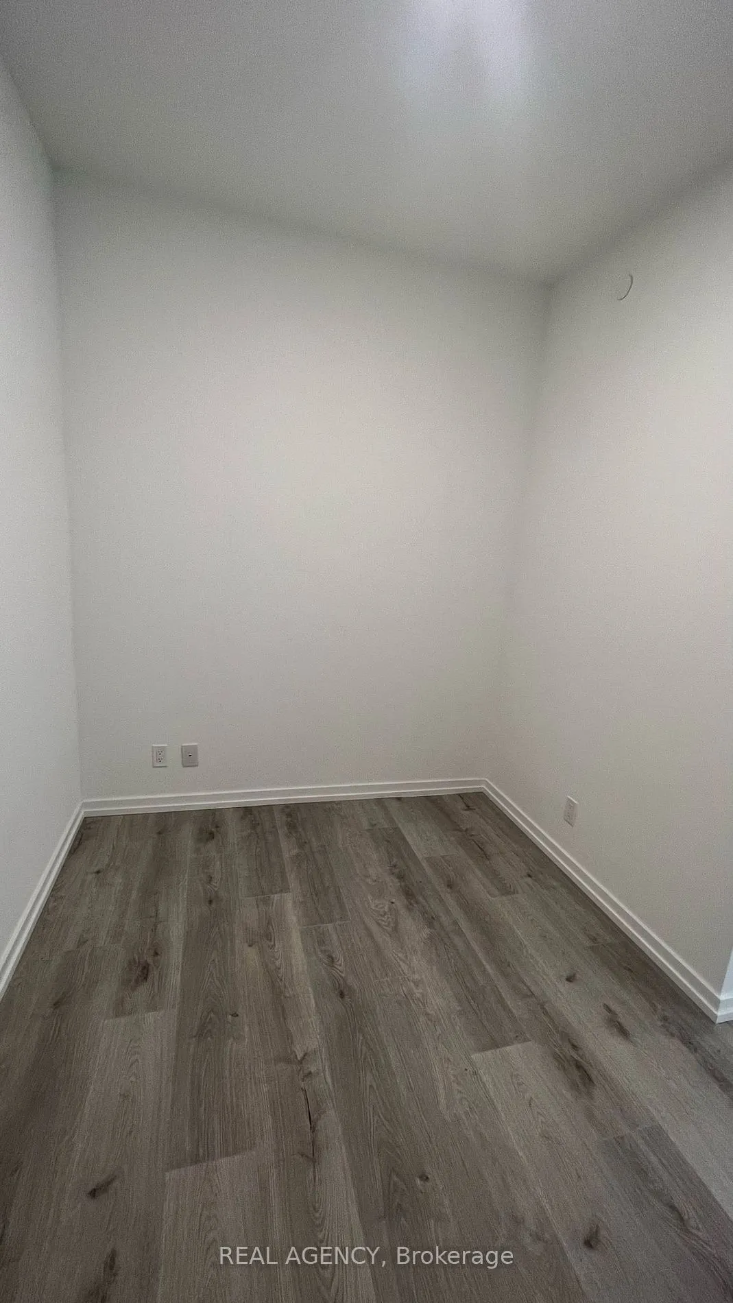 1000 Portage Parkway, #3008
