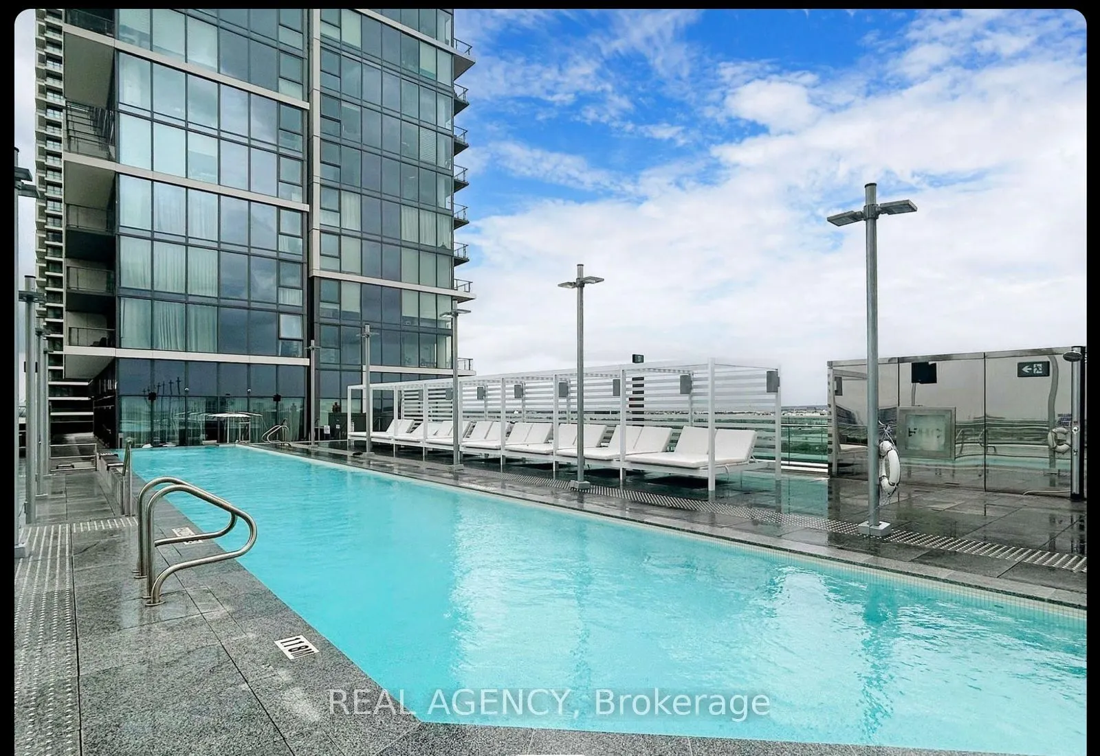 1000 Portage Parkway, #3008