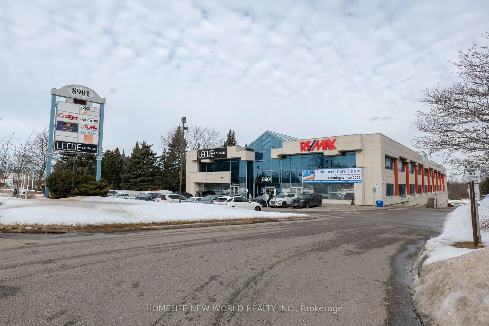 8901 Woodbine Avenue, #100