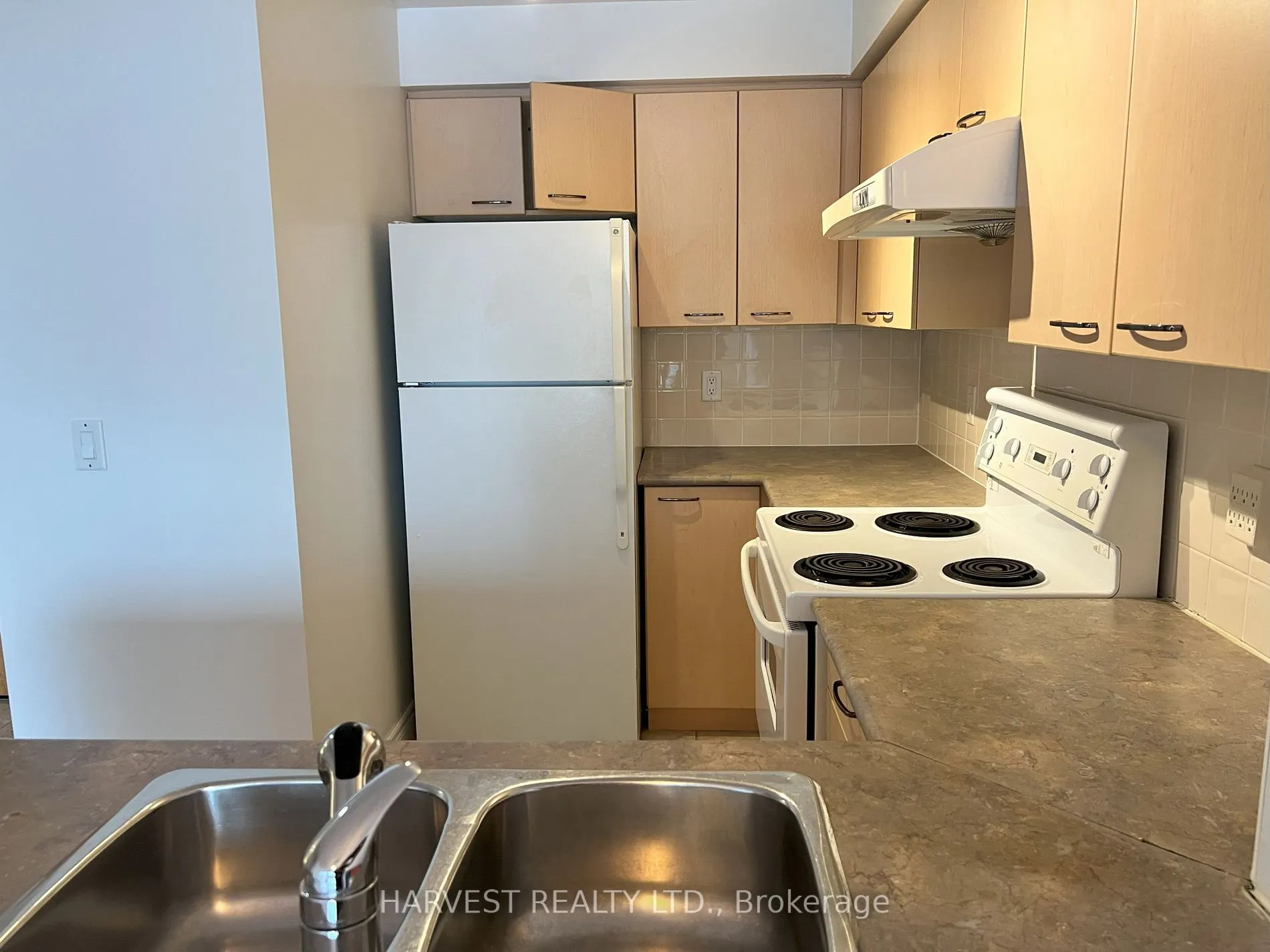 62 Suncrest Boulevard, #322
