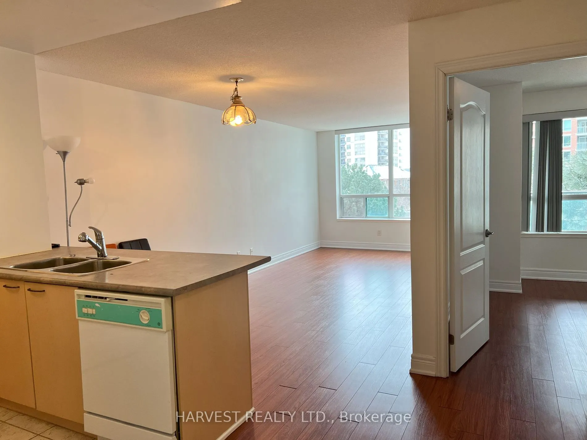 62 Suncrest Boulevard, #322
