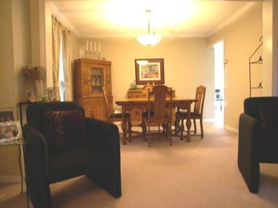 8 Millcroft Way