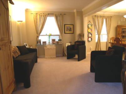 8 Millcroft Way