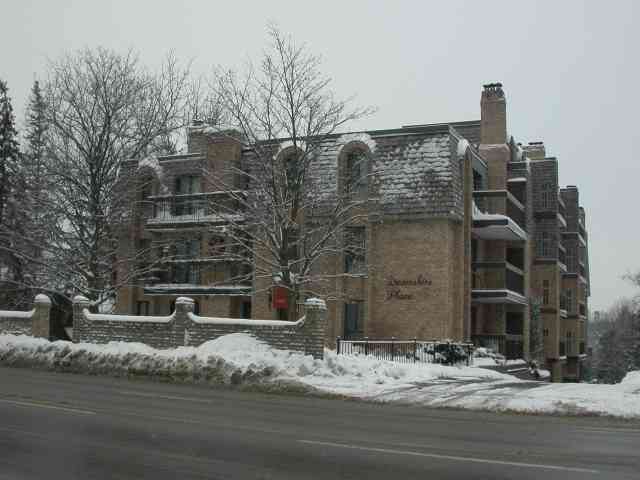 15390 Yonge St, #104