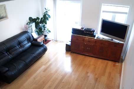 22 St Moritz Way #9
