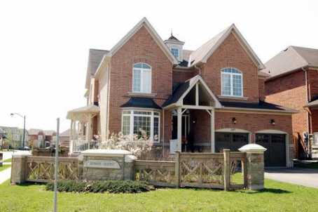 249 Kennedy St W