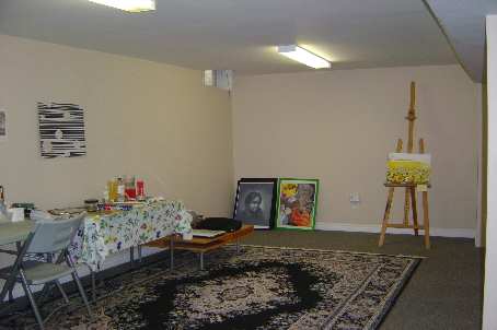8 Millcroft Way