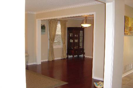 8 Millcroft Way