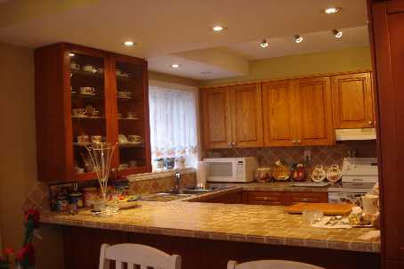 85 Aurora Heights Dr