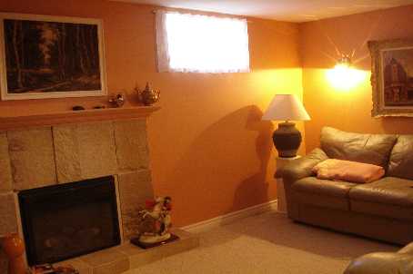 85 Aurora Heights Dr