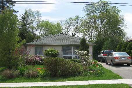 85 Aurora Heights Dr