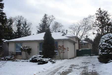 85 Aurora Heights Dr