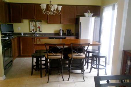 1376 Rankin Way