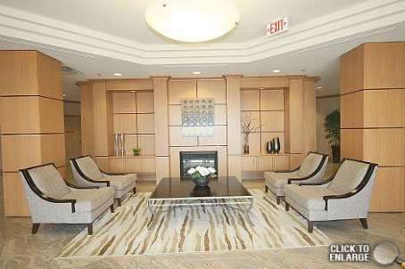 185 Oneida Cres, #816