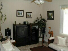 177 Maple Ave