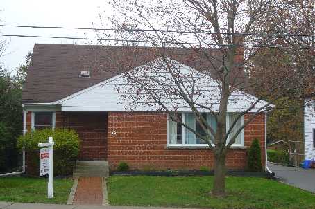 34 Elizabeth St S