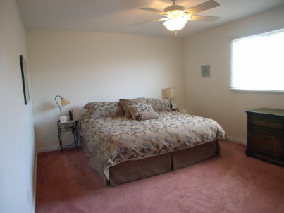 8 Millcroft Way