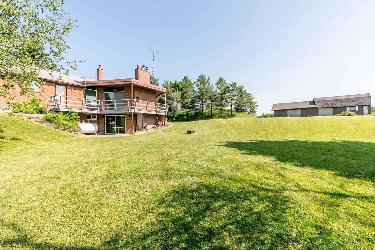 15295 11th Concession