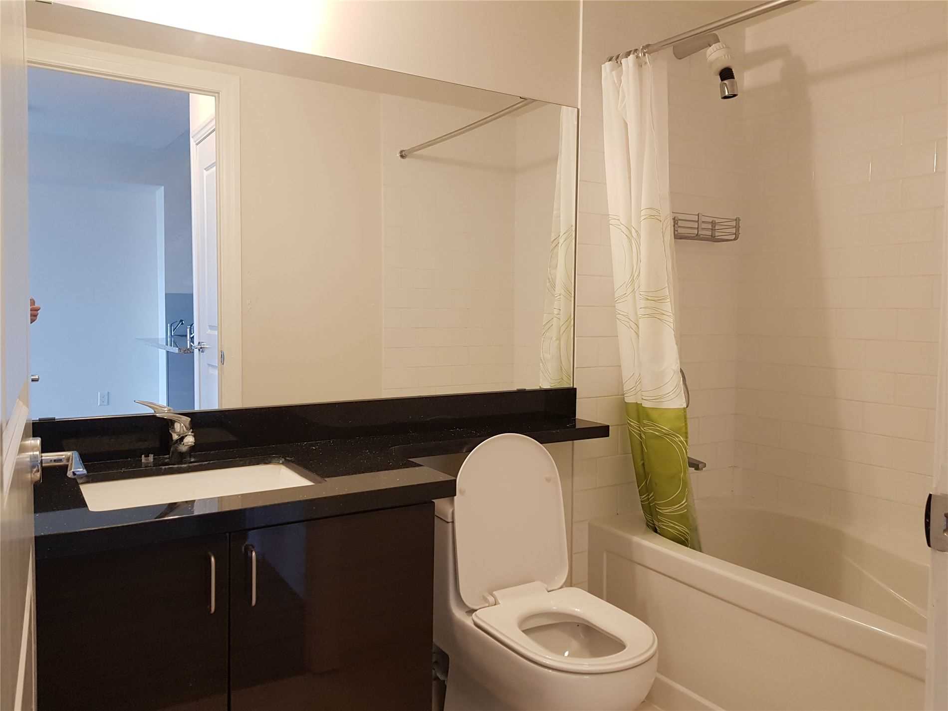 151 Upper Duke Cres, #1001